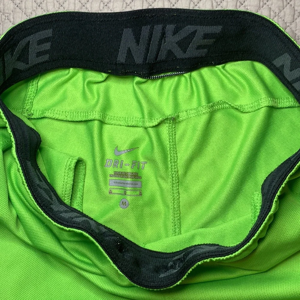 Boy’s Nike Lime Green Athletic Shorts, Size Medium - Picture 4 of 6